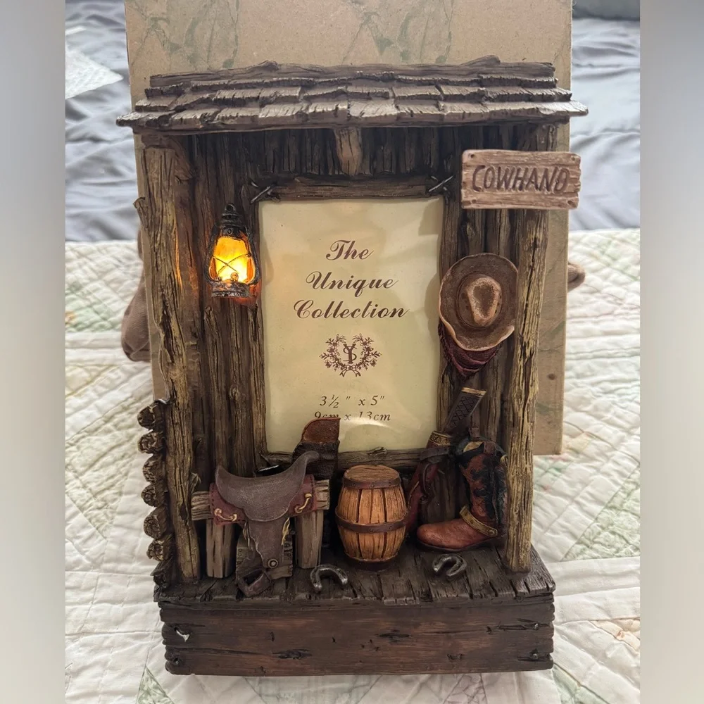 Rustic Western Light Up Picture Frame Cowboy Ranch Decor Lantern Cowhand Cabin - Picture 1 of 11